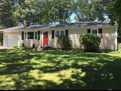 76 Scenic Dr, North Kingstown, RI, 02852