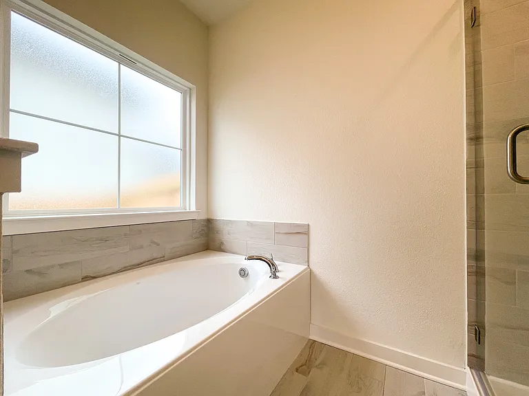 6912 Llano Dr — Photo 15