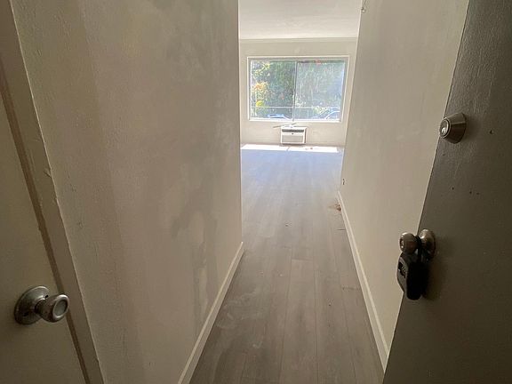 5th image of 10831 Fruitland Dr #205