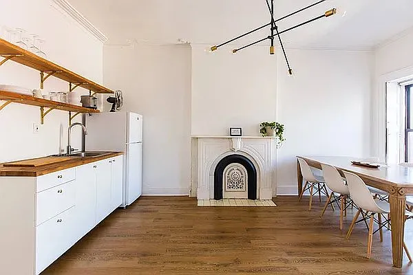 Rented by Compass | media 22