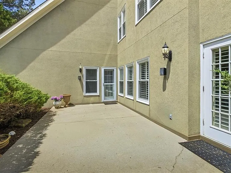 210 Masters View Ct — Photo 48