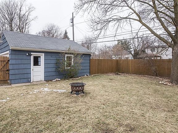 5th image of 1421 Marlborough Dr