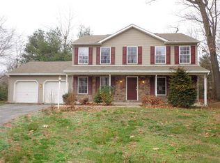 806 Arbor Ln, York, PA 17406