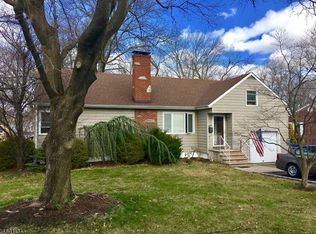 494 Oak Ridge Rd, Clark, NJ 07066