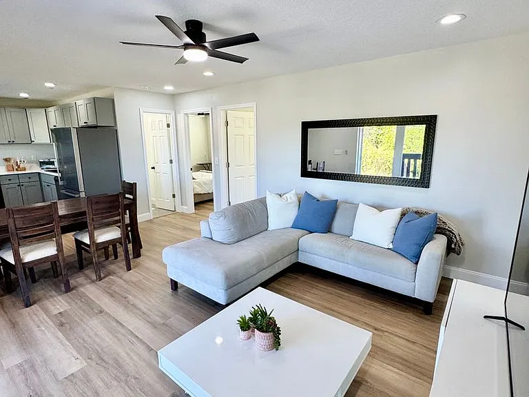 439 Carroll St — Photo 10