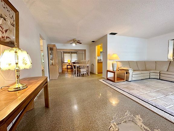3rd image of 2521 NW 64th Avenue