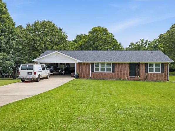 1480 Jackson Dr, Cumming, GA 30040