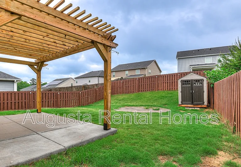 5107 Heathbrook Dr — Photo 34