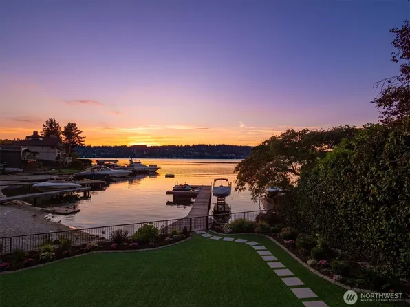 5912 NE Arrowhead Drive, Kenmore, WA 98028