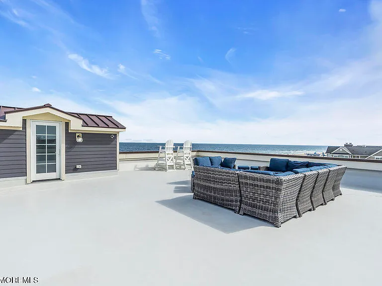 1302 Ocean Ave — Photo 71