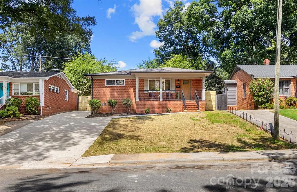 W Kingston Ave, Charlotte — Photo 2
