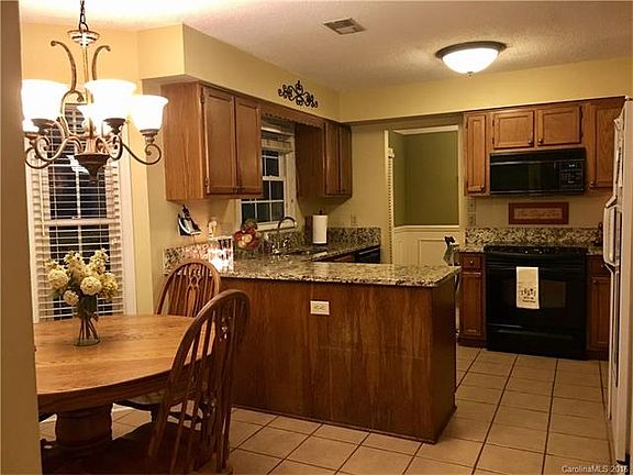 3rd image of 14600 Raynham Dr #6