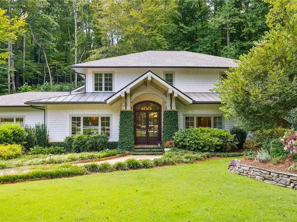 544 Hollydale Ct NW, Atlanta, GA 30342