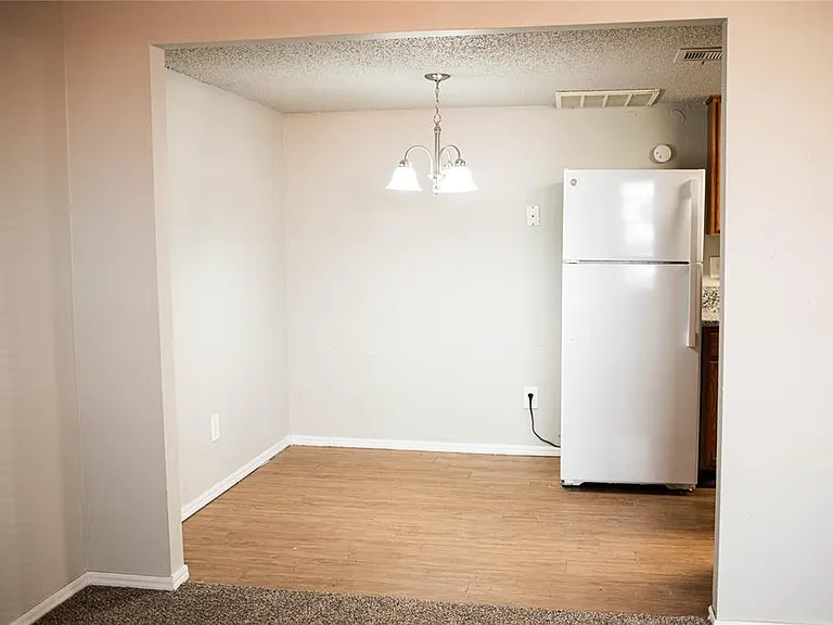 2608 N Ann Arbor Ave #140 — Photo 11