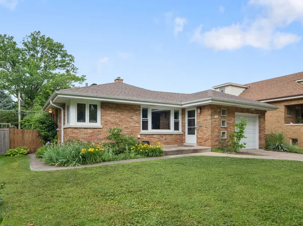 (undisclosed Address), La Grange, IL 60525
