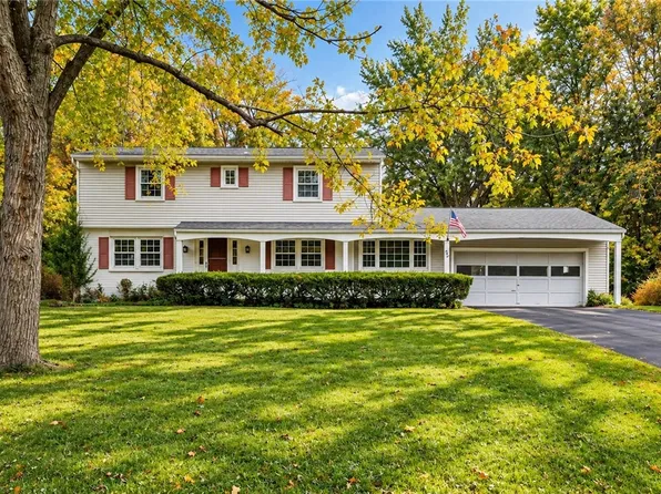 92 Ross Brook Dr, Rochester, NY 14625