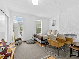 185A Powers St, Brooklyn, NY