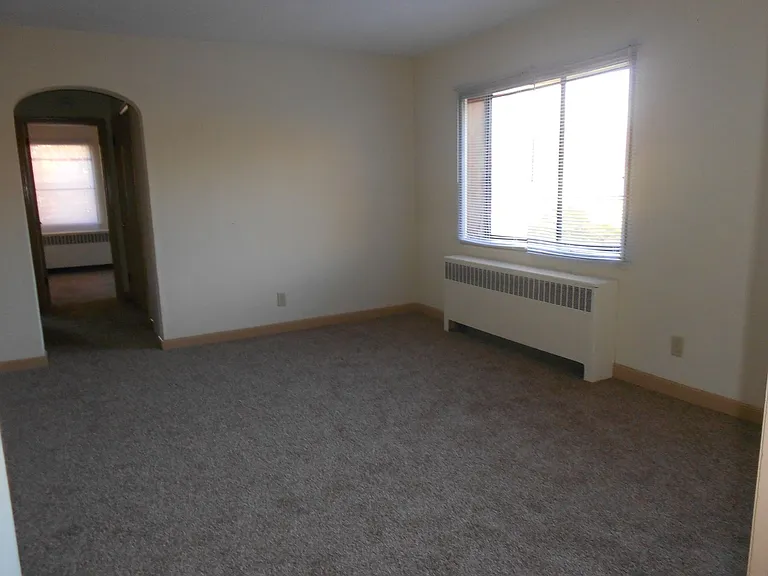905 Kilian Blvd SE — Photo 19