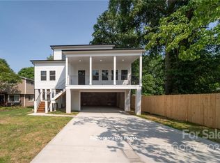 1400 Riverside Dr, Charlotte, NC 28214