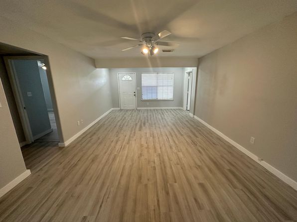 1605 Post Rd