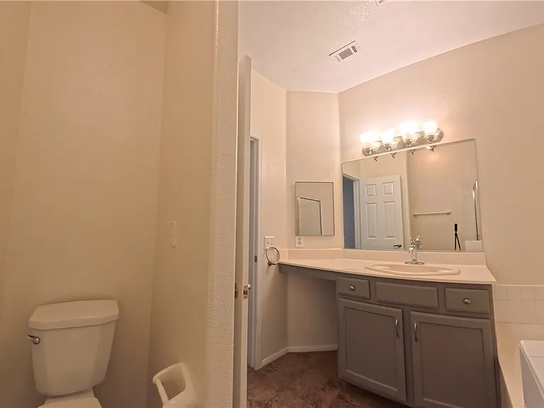2050 W Warm Springs Rd #2921 — Photo 13