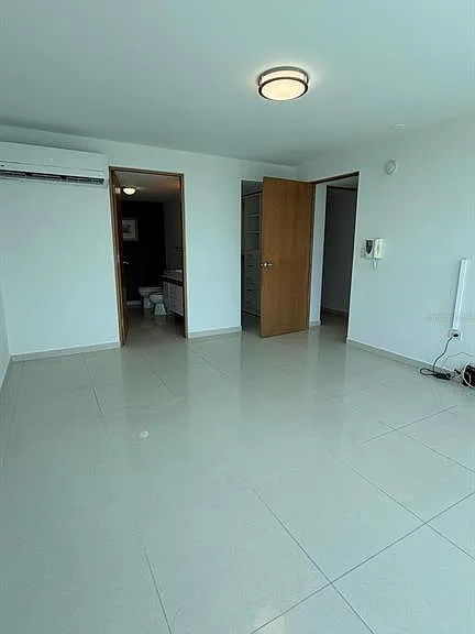 48 Avenue Luis Munoz Rivera Condo Aquablue Hato Ky #1705 — Photo 20