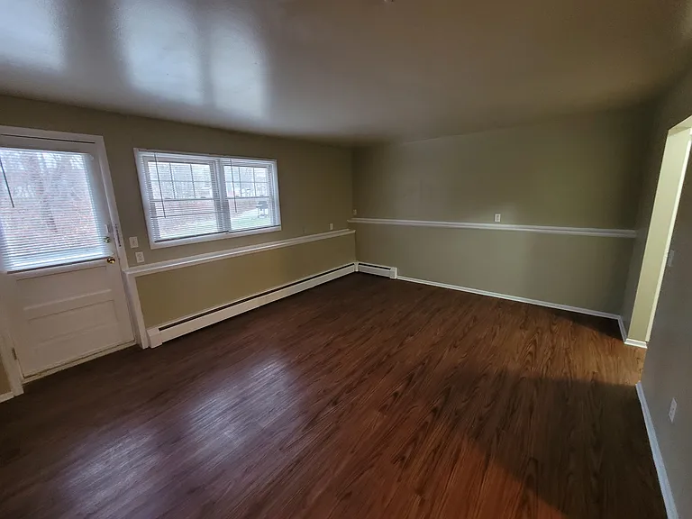 756 Liberty St — Photo 2