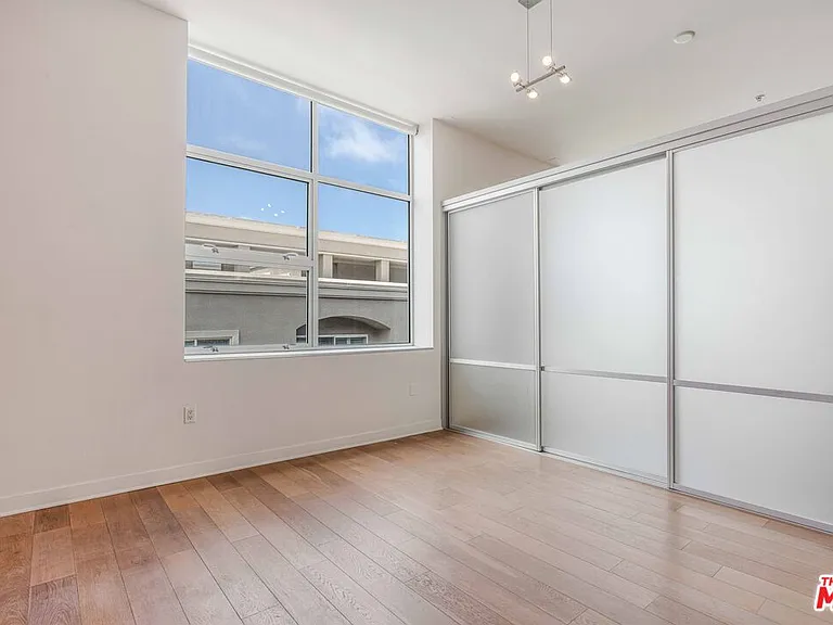 4080 Glencoe Ave #407 — Photo 15