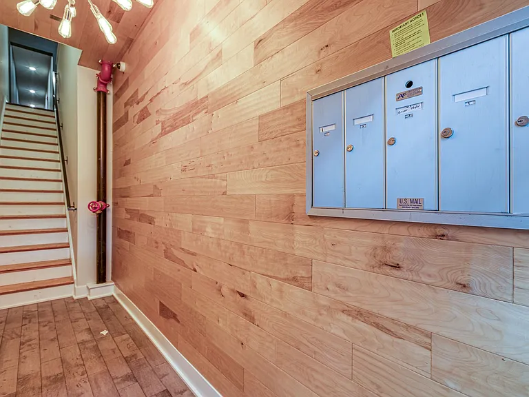 Brand New Luxury Apartments — Photo 4