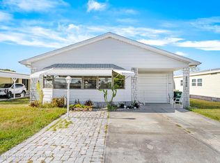 1040 Waterway Dr, Barefoot Bay, FL 32976
