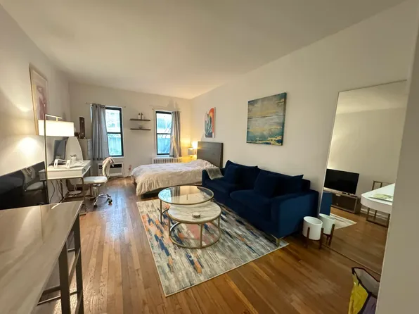 336 E 73rd St #3G, New York, NY 10021