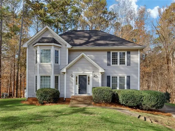 130 Junaluska Dr, Woodstock, GA 30188