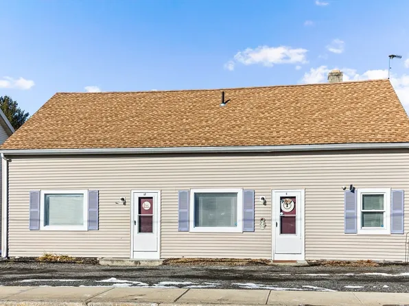 6 Eight Saint Paul St, Blackstone, MA 01504