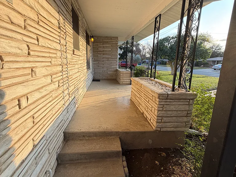 2606 Tillie Dr — Photo 23
