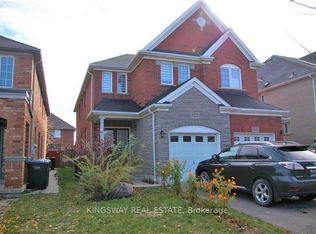 3022 Mission Hill Dr, Mississauga, ON L5M 0C1