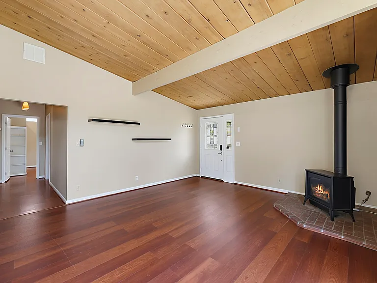 7023 126th St E — Photo 4