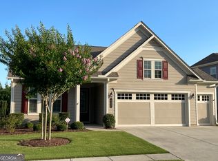 522 Cottonwood Cir, Peachtree City, GA