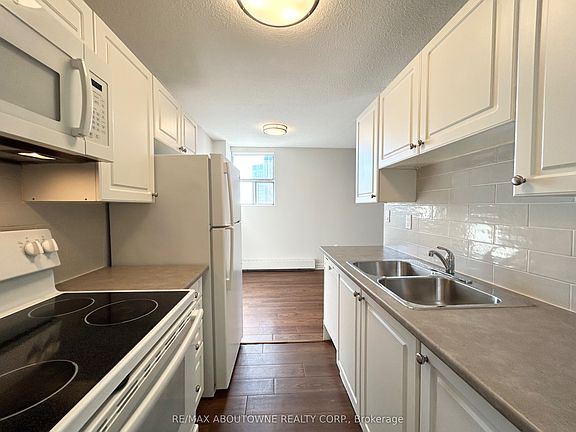 5th image of 111 Market St #1108