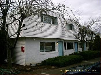 2nd image of 213 SE 192nd Ave APT 103