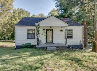 105 Greenview Dr, Columbia, TN 38401