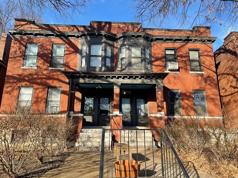3915 Shaw Blvd — Photo 4