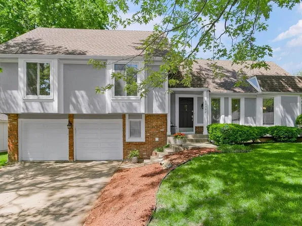 10342 Caenen St, Overland Park, KS 66215