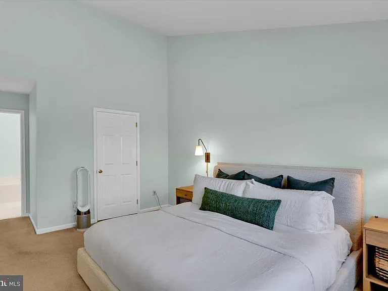 2305 Carriage Ln #2305 — Photo 22