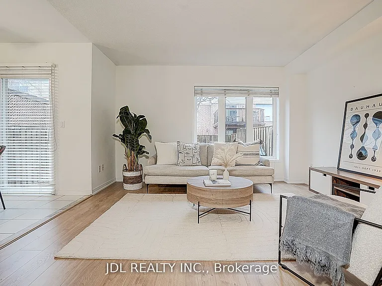 47 Millcliff Cir — Photo 6