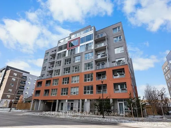 321 Spruce St #501, Waterloo, ON N2L 0G4