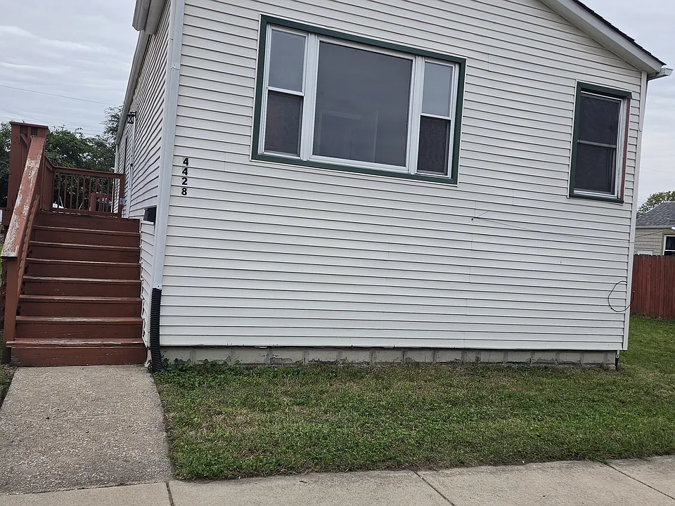 4428 Elm Ave