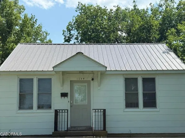 1209 W Miller St, Jefferson City, MO 65109