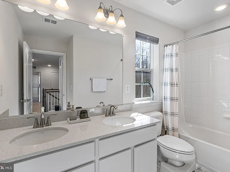 16414 Tortola Dr — Photo 13