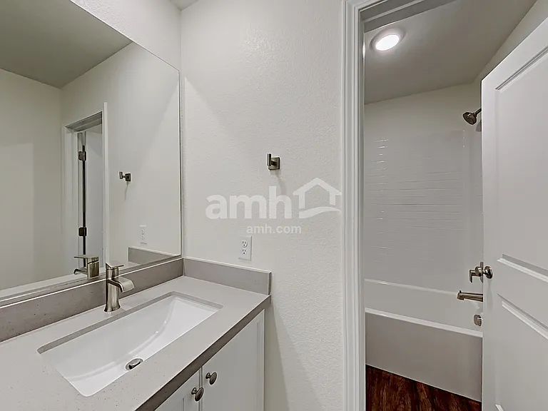 6043 Schmidt St — Photo 22