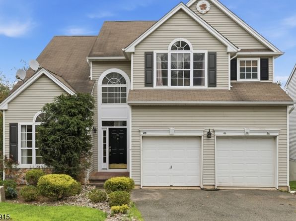 211 Winding Hill Dr